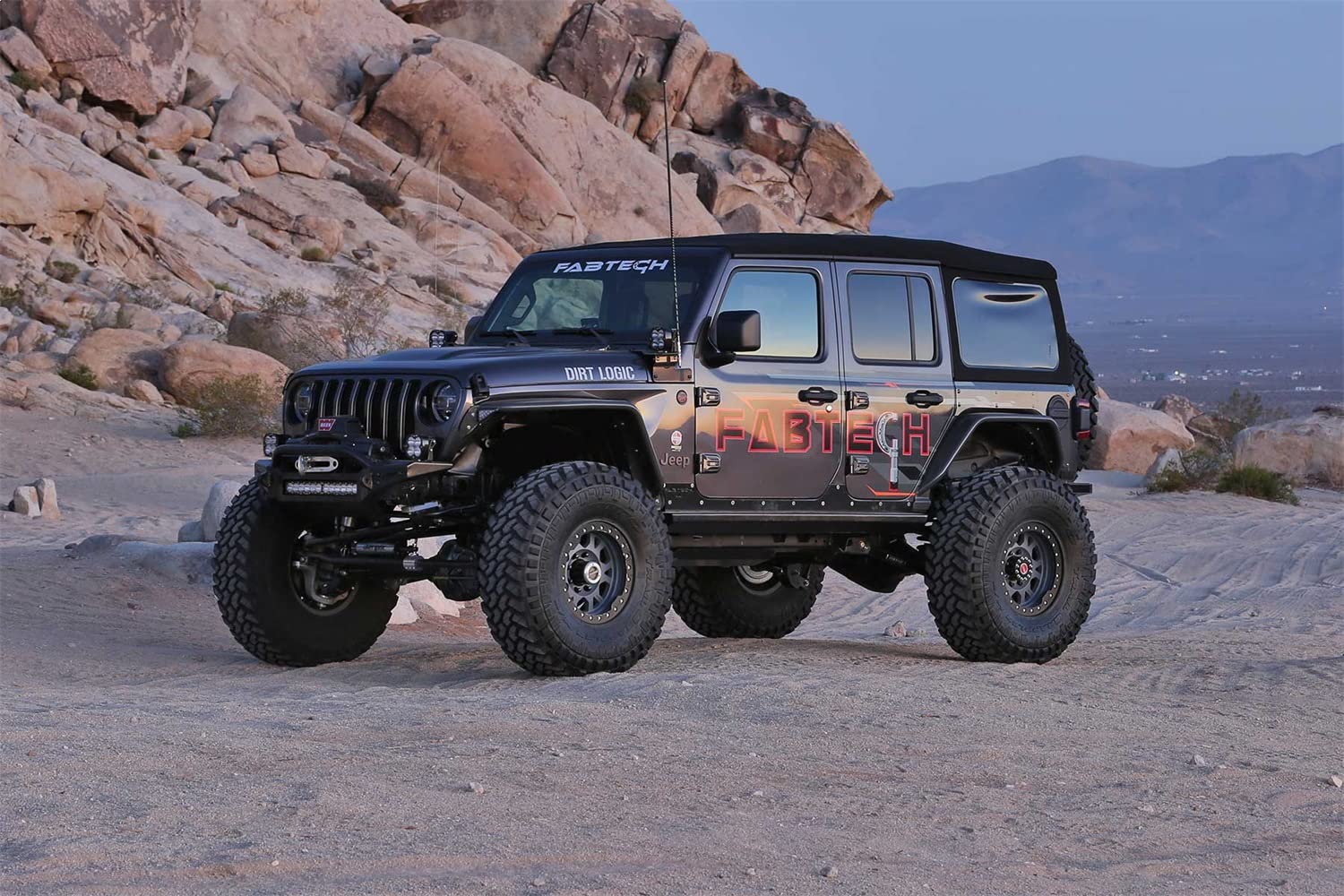 5CRAWLER Fabtech W/DLGC 2018 JL 4DR