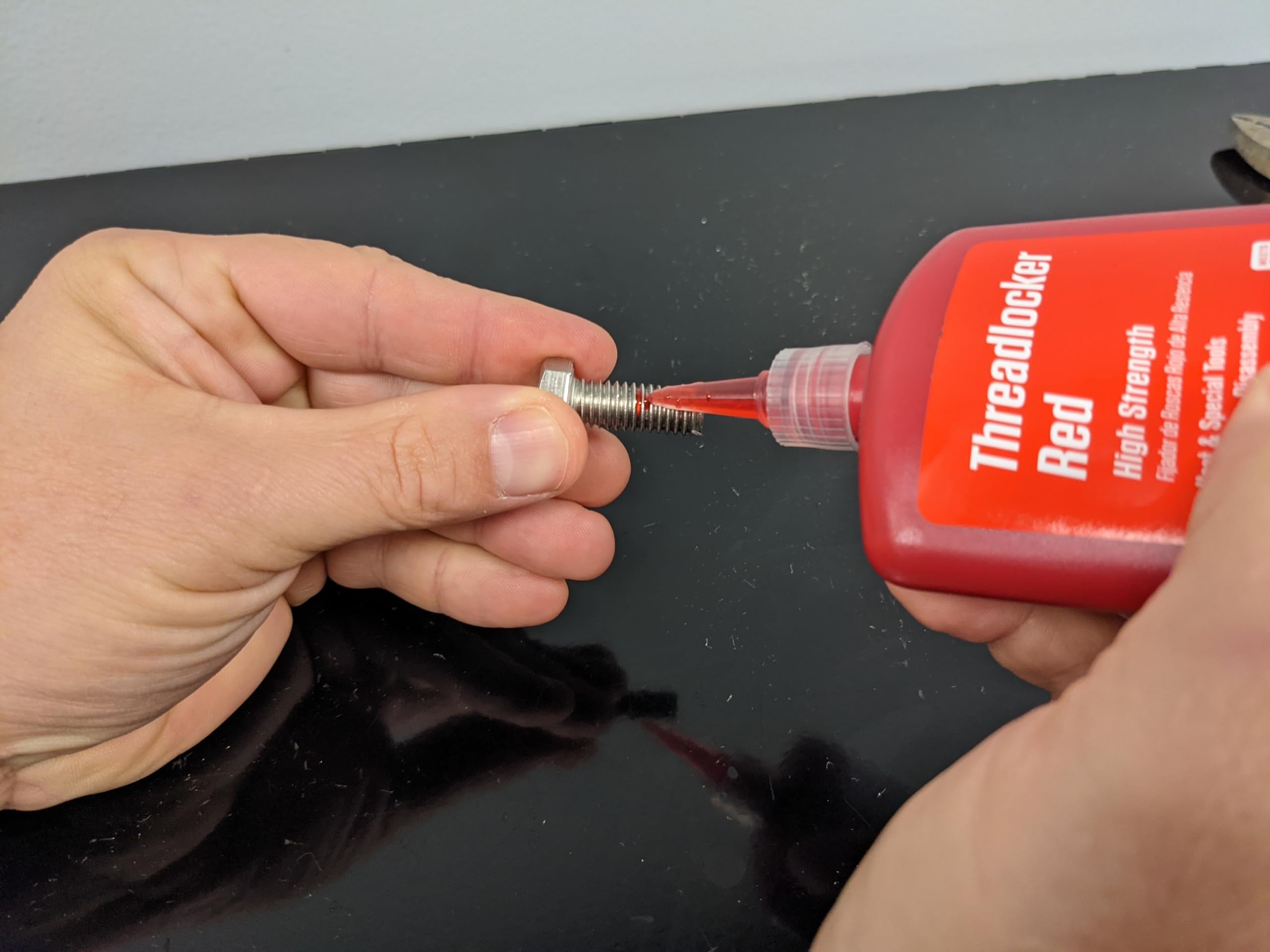 27140 Permatex High Strength Threadlocker Red, 36 ml