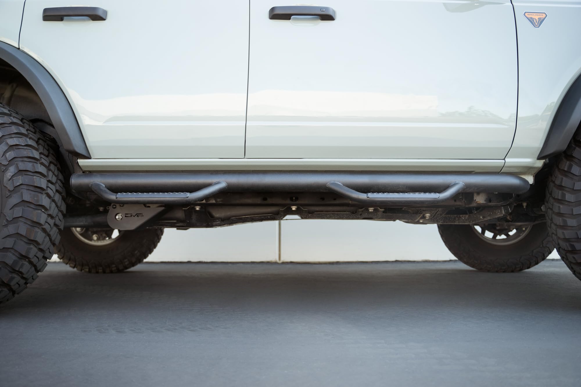 DV8 Offroad Skid Plates for Trailing Arm The 2021-2025 Ford Bronco | Wraparound Design Offers Superior Protection | Compatible with Broncos with Trailing Arm Mounts with Welded OEM Skid Only