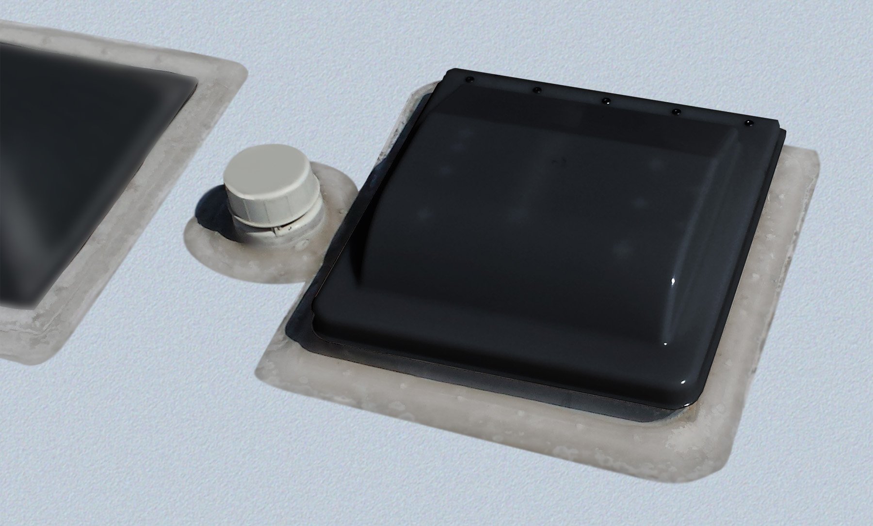 A10-3376 Valterra Vent Lid (Universal, 16" x 15" x 3.5", Smoke),1 Pack