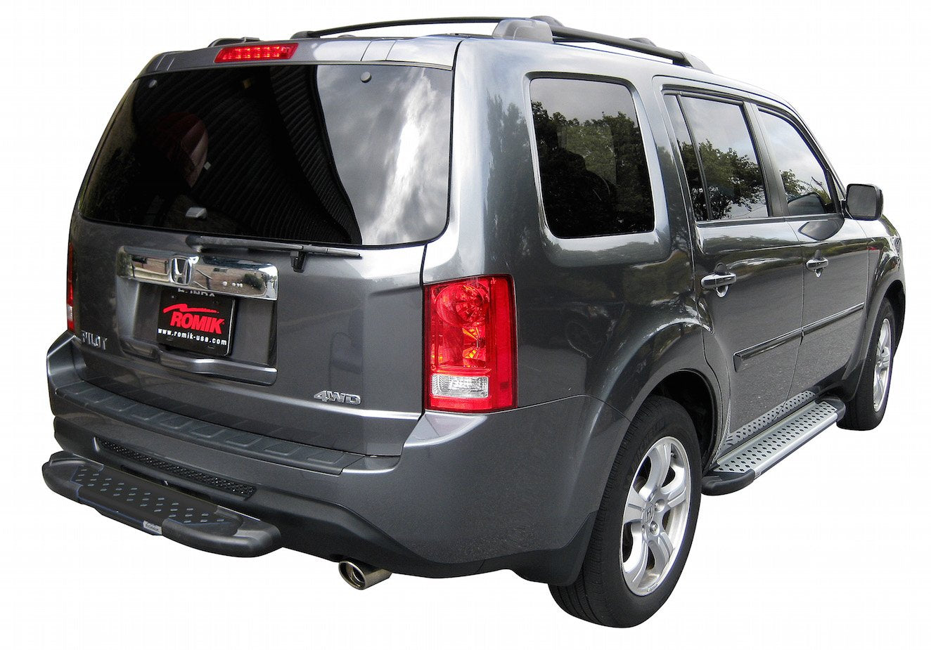 Romik 2 Inch Hitch Step Rear Assists Black RAL-B Part # 601419