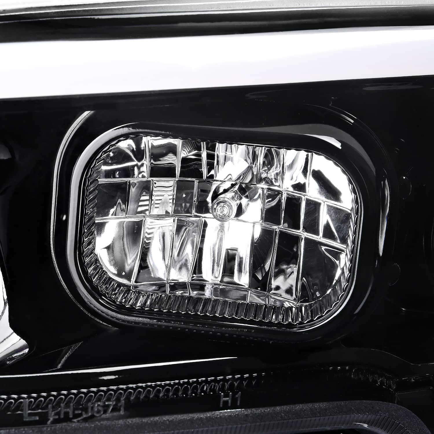 Jet Black SPEC-D TUNING Projector Headlights w/Switchback LED Tube Signal Compatible with 2016-2023 Toyota Tacoma, Left + Right Pair Headlamp Assembly