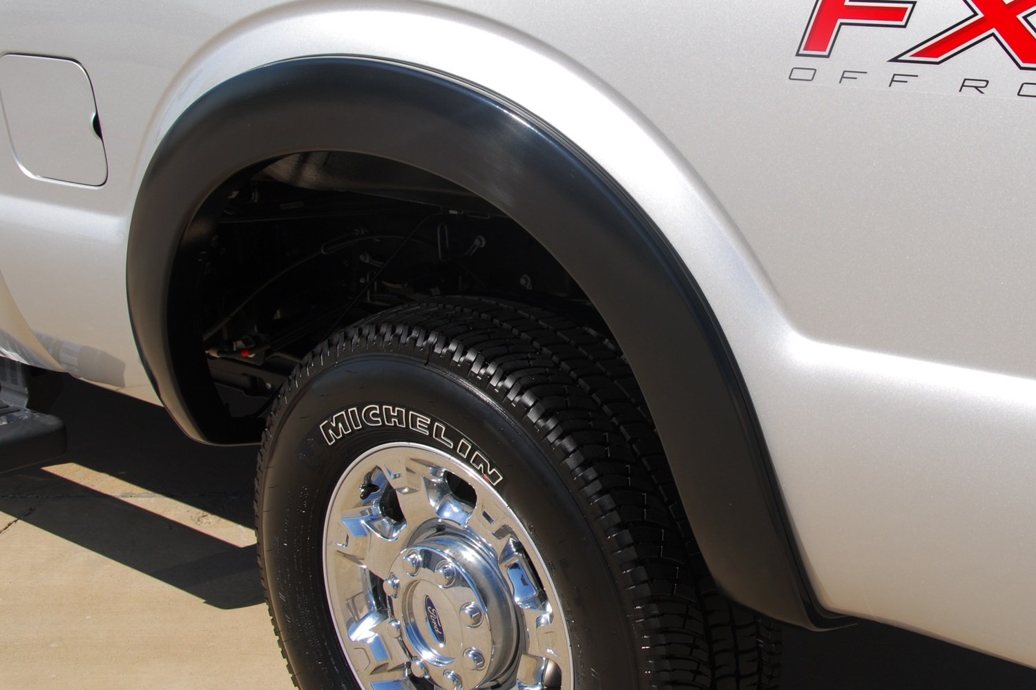 Lund Elite Series SX314SB Black Sport Style Standard Rear Fender Flare - 2 Piece