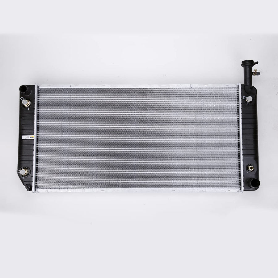 Radiator TYC 2713 Compatible with 2003-2004 Chevrolet Express Vans