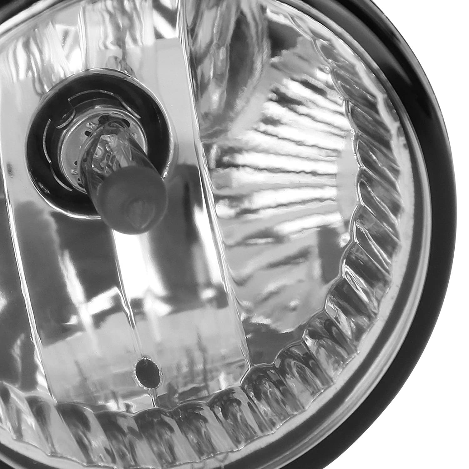 Clear Lens Fog Lights Spec-D Tuning +9006 Bulbs+Switch Compatible with Toyota Highlander 2004-2007, 04-09 Prius, 04-05 Scion Xa, L+R Pair Assembly