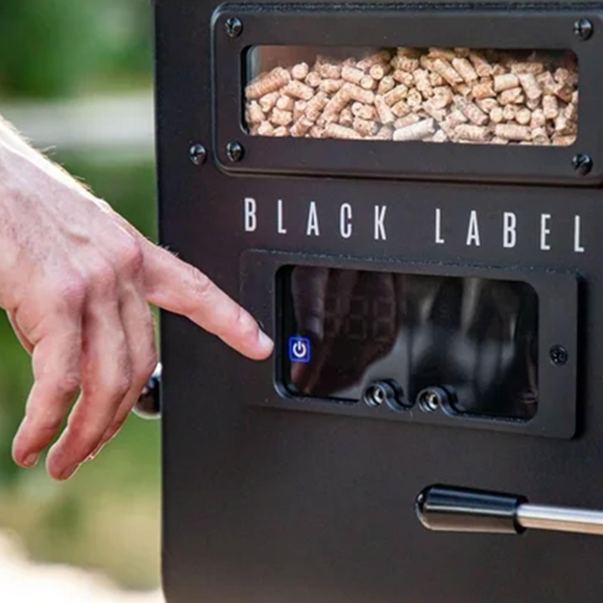 Black Label Louisiana Grills 1200 Pellet Grill with WiFi Control in Black 10640