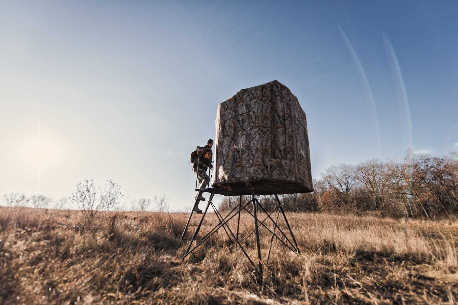 Muddy 360 Soft Side Resistant Heavy-Duty Powder Coated Steel Hunting Blind - Insulated Fabric Walls, Floor Pad, Silent Zipper Window System w/Sliding Mesh Backing, Rubber Dampeners