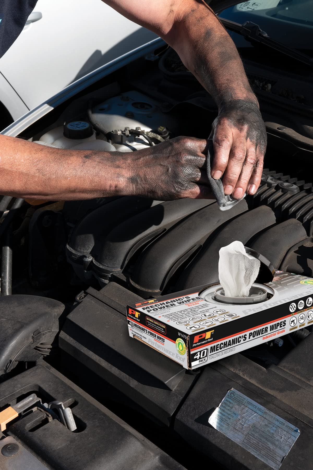 W1479 Performance Tool 40Pk Industrial Mechanic Wipes - Heavy Duty Cleaning Wipes for Grease, Oil, and Grime, Ideal for Automotive and Industrial Use