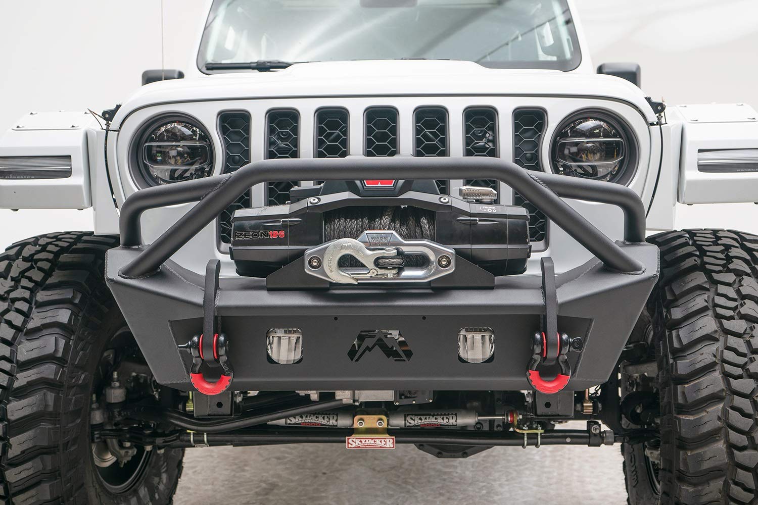JL18-B4752-B Fab Fours Inc. Front Bumper Fits Jeep Wrangler