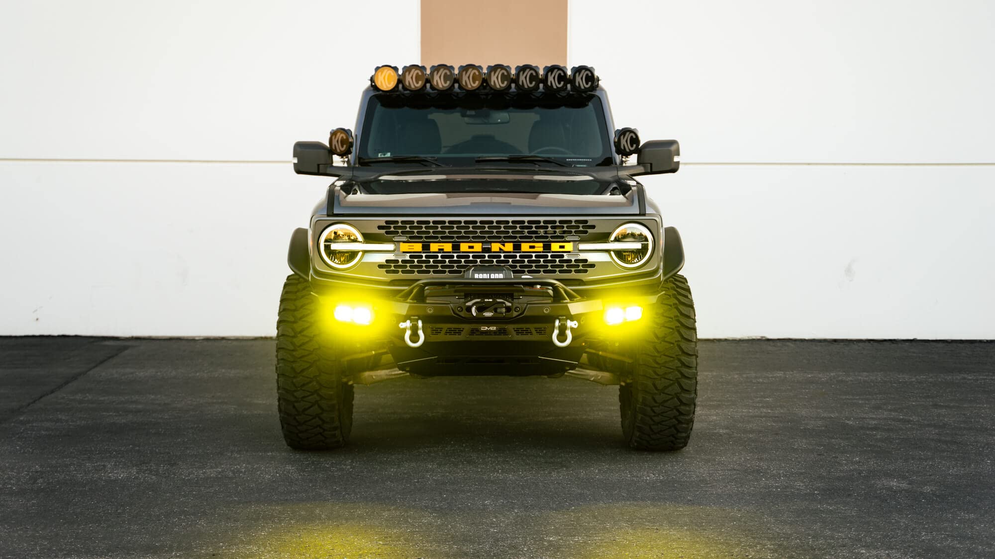 Offroad DV8 Spec Series Front Bumper for the 2021-2025 Ford Bronco | High Clearance Design | Accepts Multiple Size Winches | Included Bull Bar | Welded-in Zip Tie Tabs