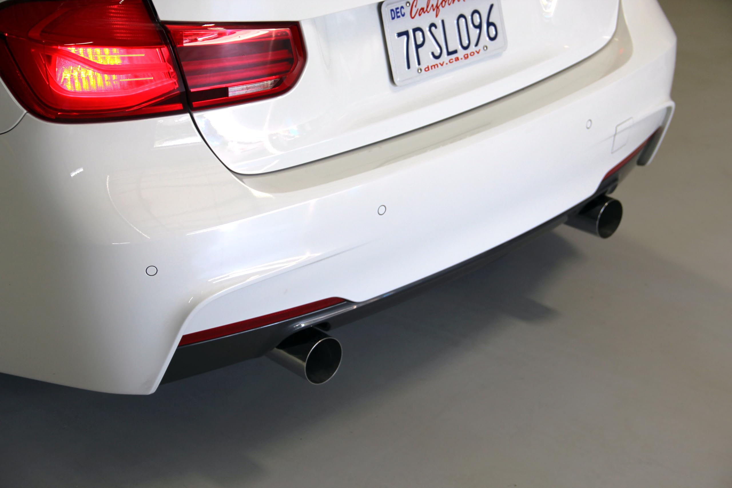Dinan Free Flow D660-0067 Axle-Back Exhaust Compatible with 2017-2019 BMW M240i