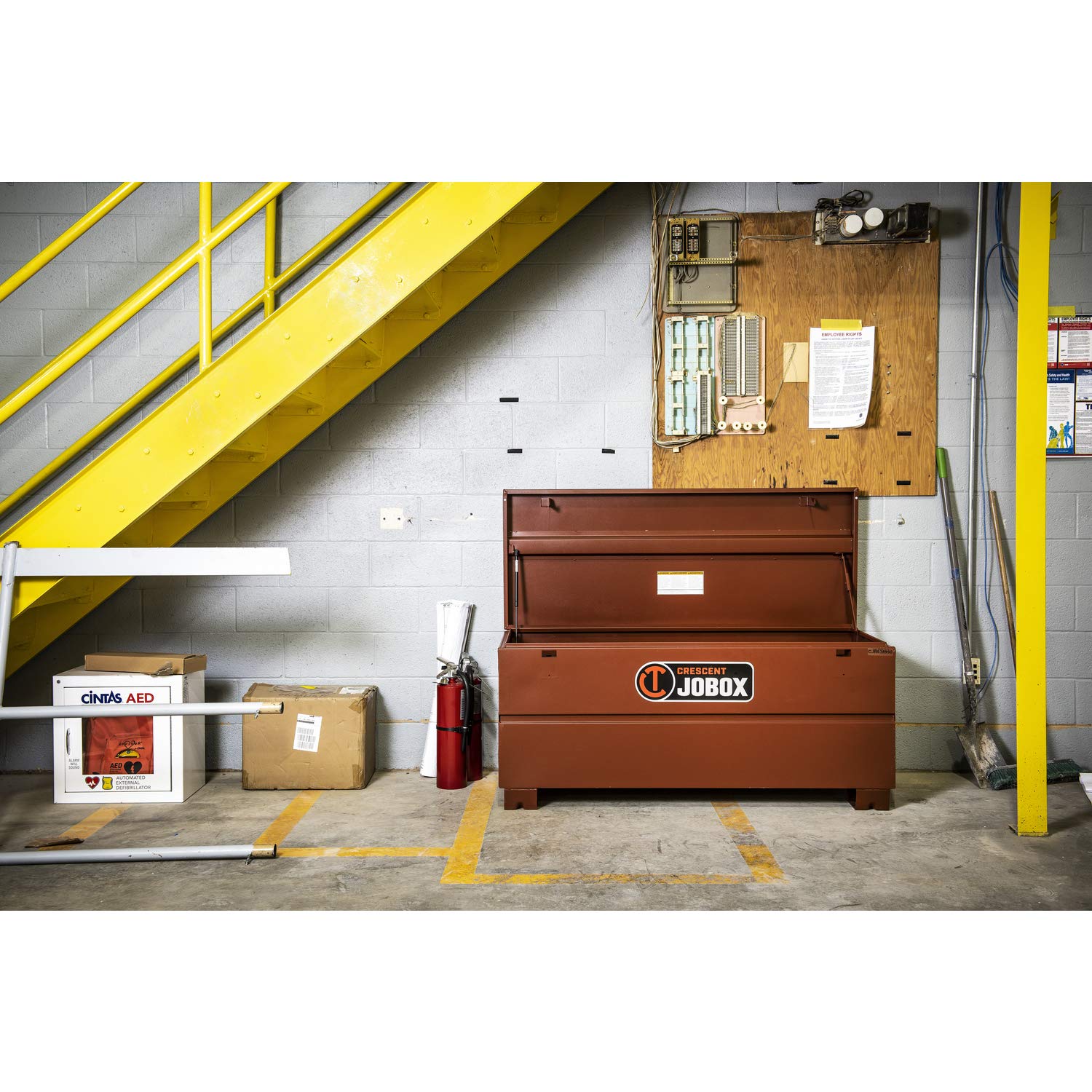 JOBOX Crescent 60" Tradesman Steel Chest - CJB638990