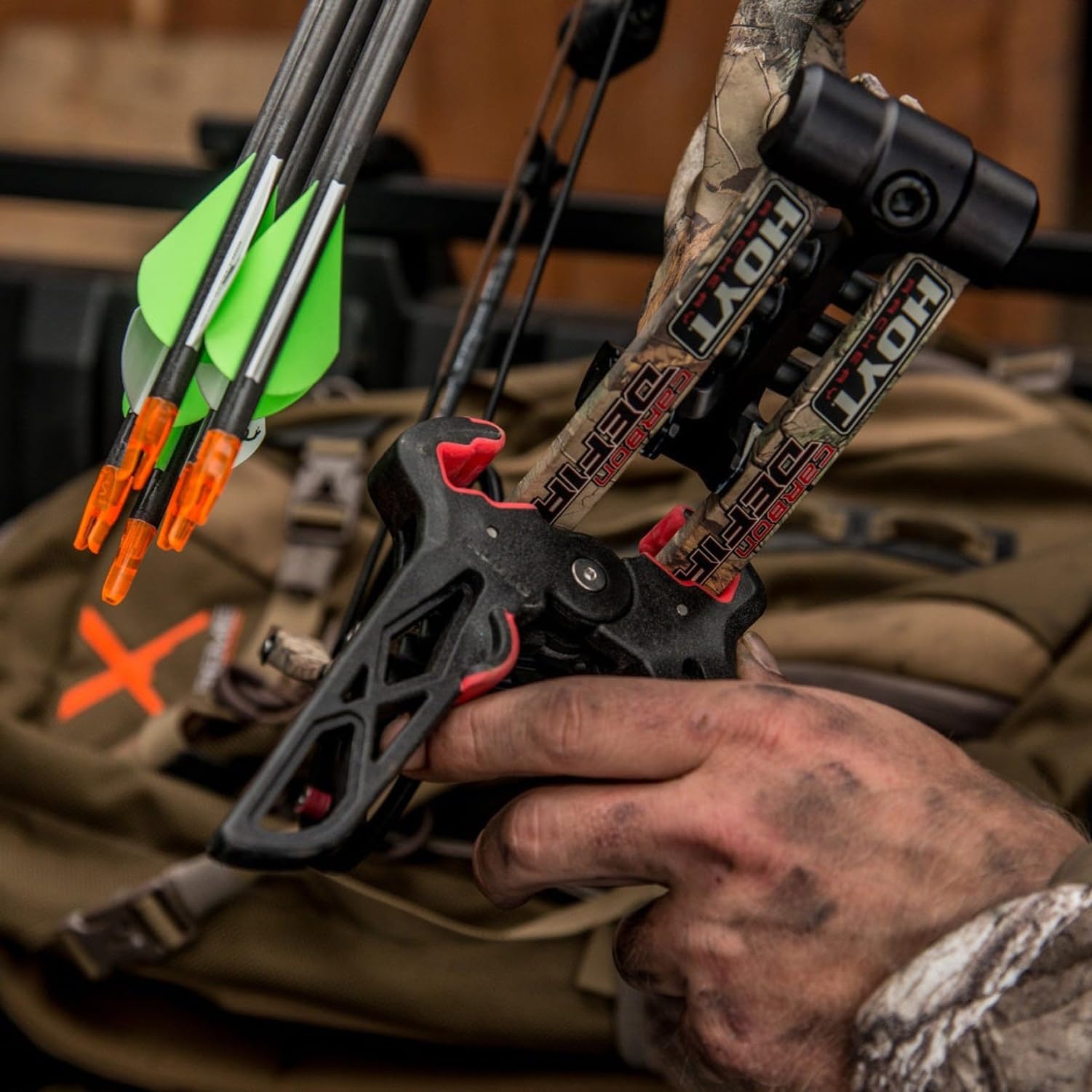 Bow Jack TRUGLO Folding Bow Stand, Mini Wide, Black