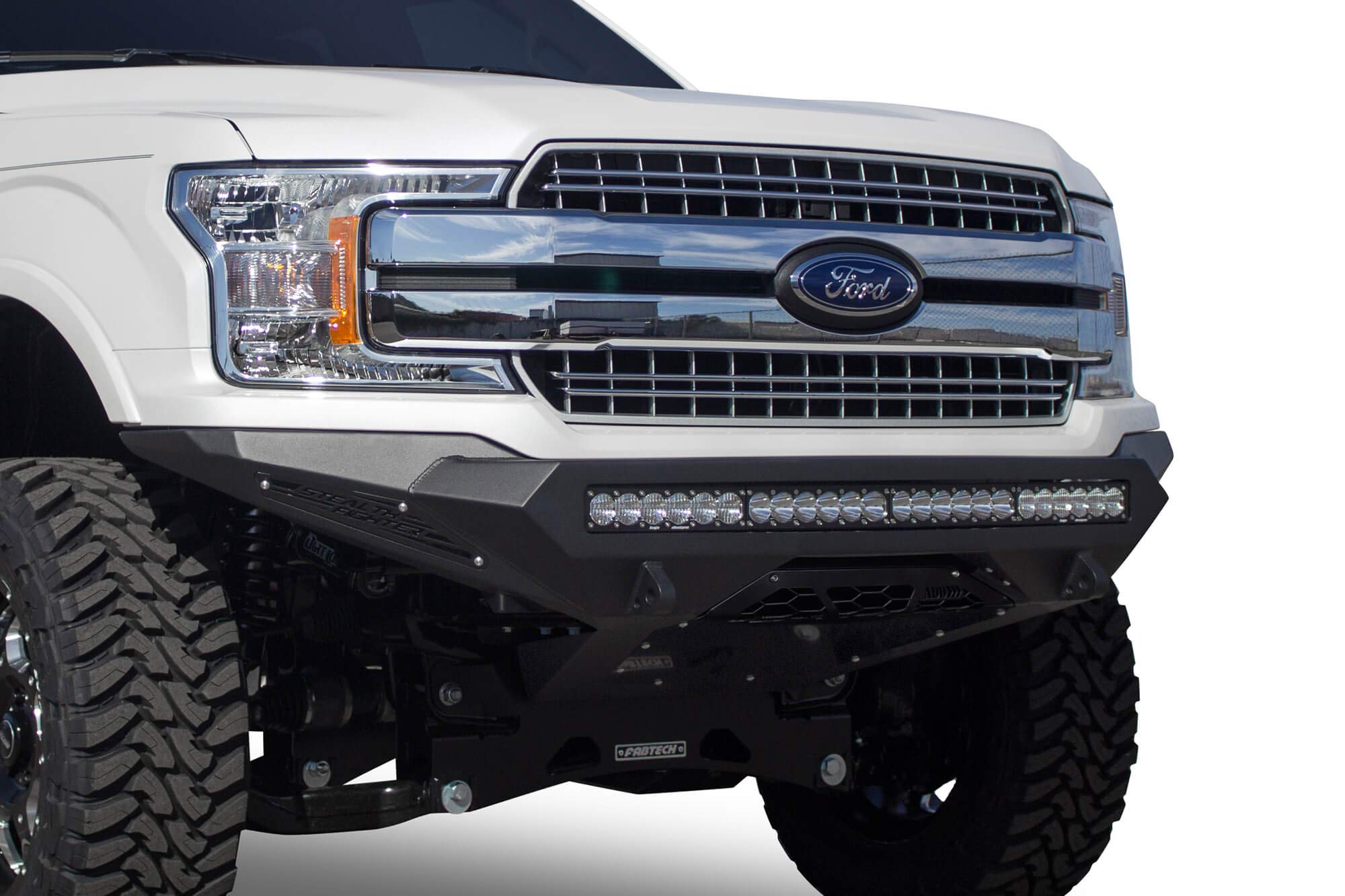 Stealth Fighter Addictive Desert Designs Front Bumper Hammer Black Panel Color Satin Black Universal Light Mnt. System For 40 in. Radius Bar/10 Cube Lights F181192860103