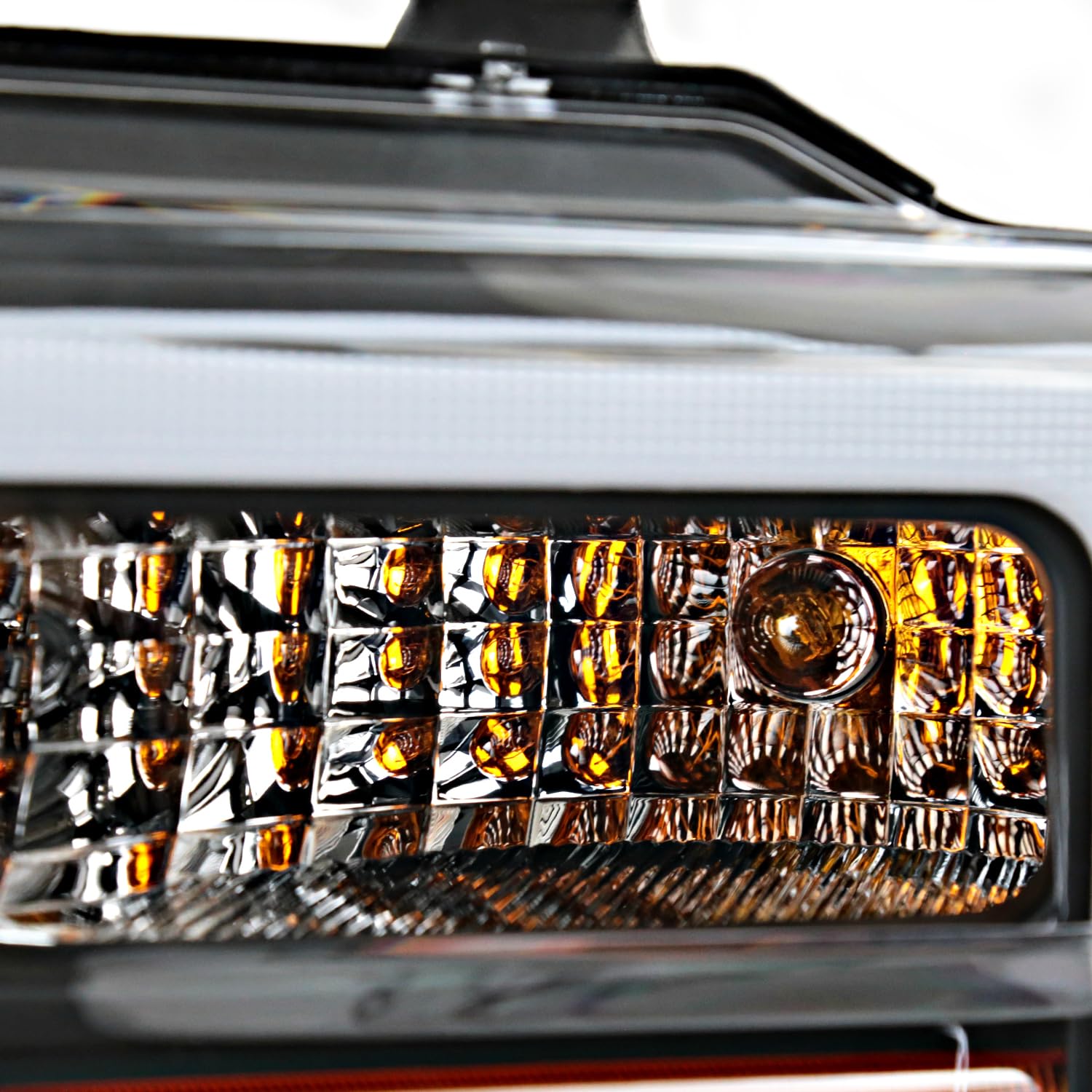 Black SPEC-D TUNING Projector Headlights with Sequential LED Turn Signal Light Strips Compatible with 2008-2010 Ford F-250, F-350, F-450, F-550 Super Duty, Left + Right Pair Headlamps Assembly