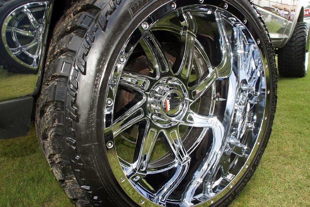 AT162-2150BM-24 American Truxx Vortex At162 Black/Machined 20X10 5-150 -24mm 110.3mm