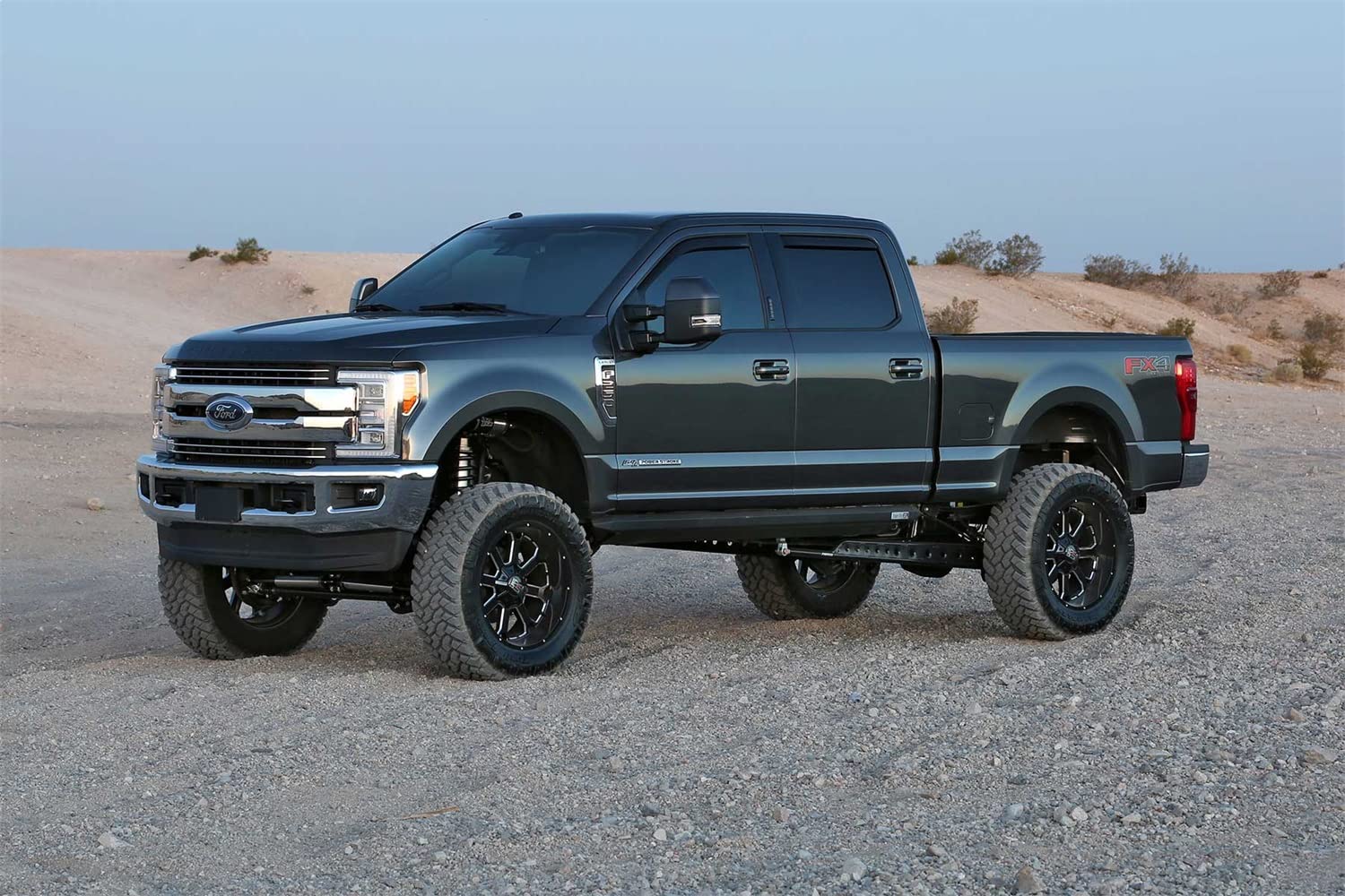 Fabtech 4 Link Lift System K2302DL 8 in. Lift Incl. Front Dirt Logic Resi 4.0 Shocks And Rear Dirt Logic 2.25 Shocks