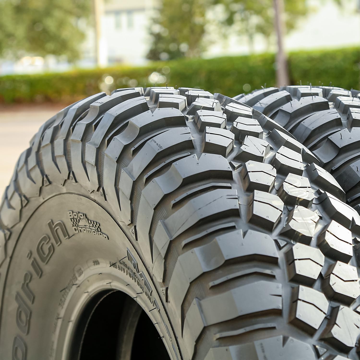 35X11.00R15NHS BFGoodrich MUDTER T/A KM3