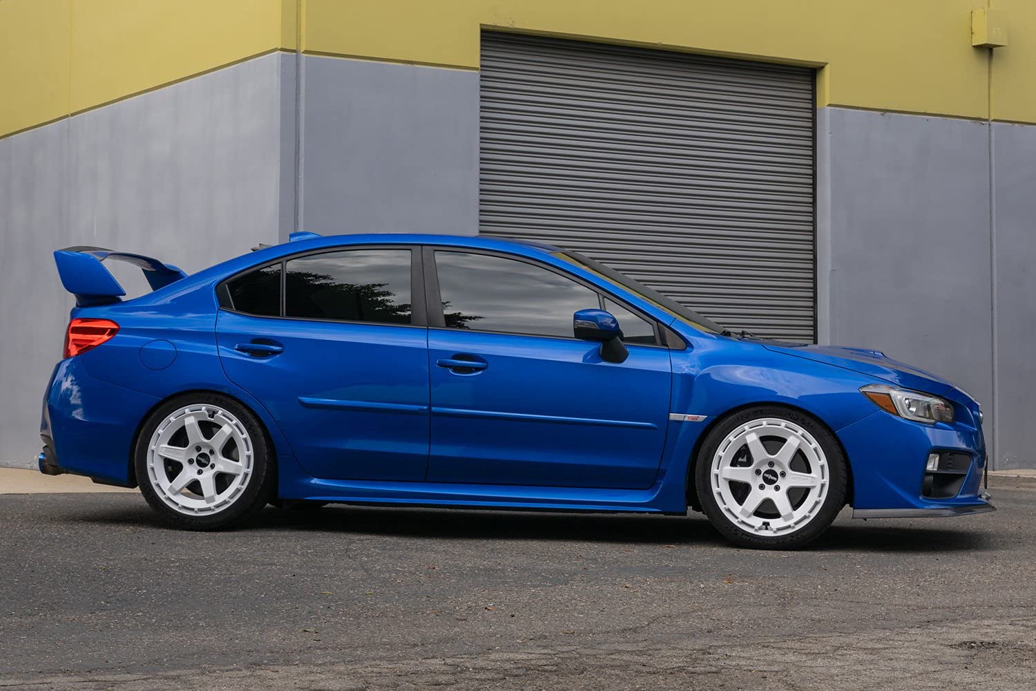 Rotiform 19x8.5 R183 KB1 5x4.5" +40mm White Wheel Rim 19" Inch