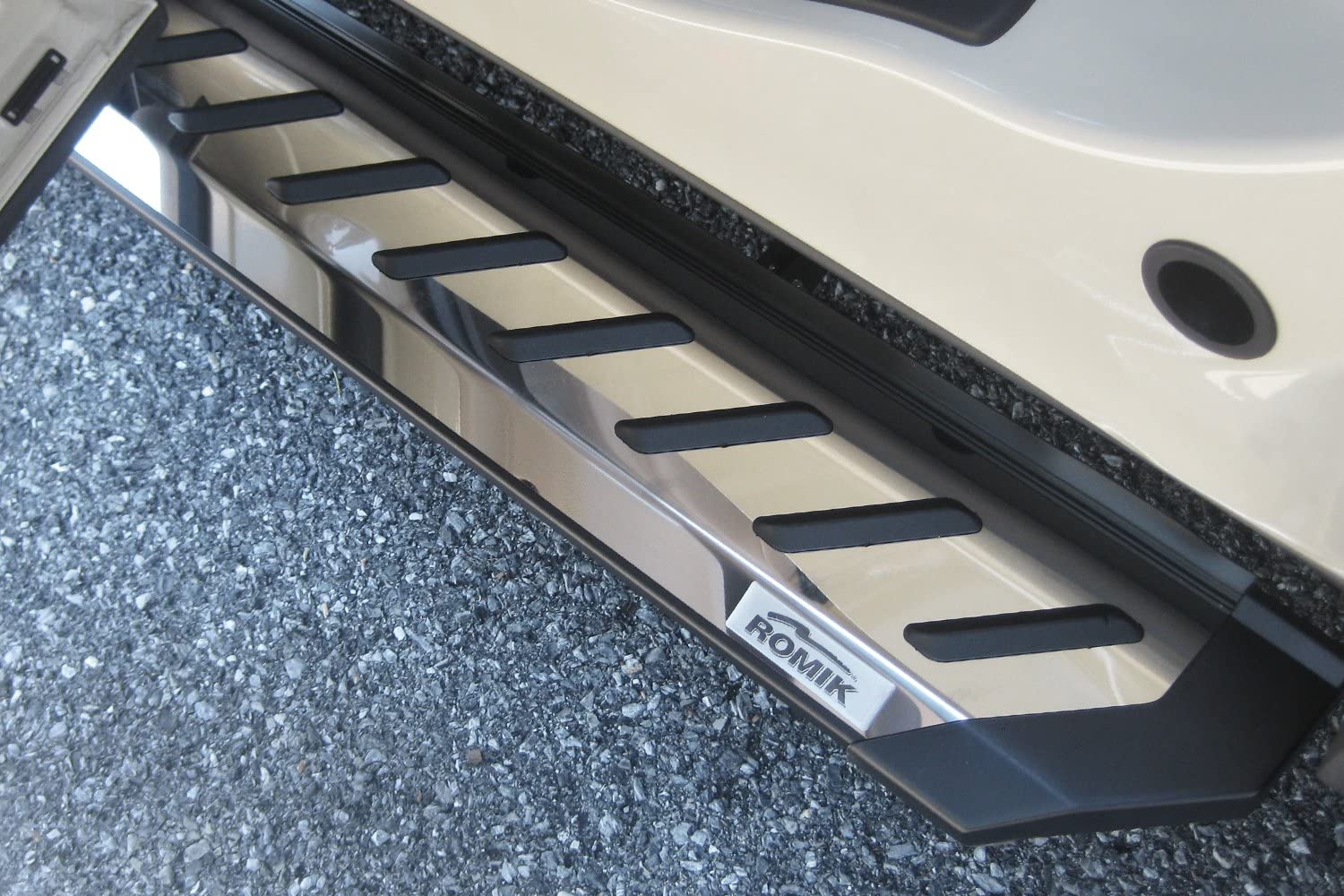 32385418 Romik Stainless Steel RZR Running Board for Lincoln MKX, 1 Pack