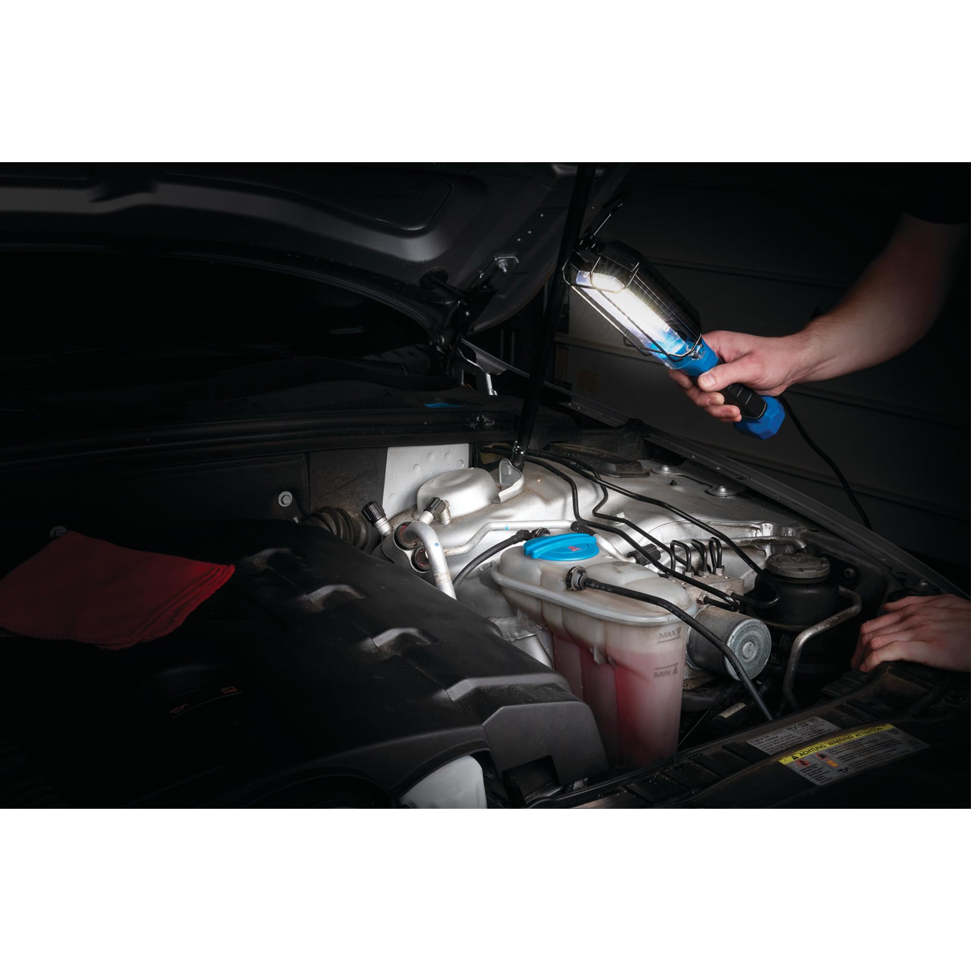 W2237 Performance Tool 25' 18GA 1,000 lumen 120V LED Drop Light with Extra Built in 120V Outlet, 1 Pack