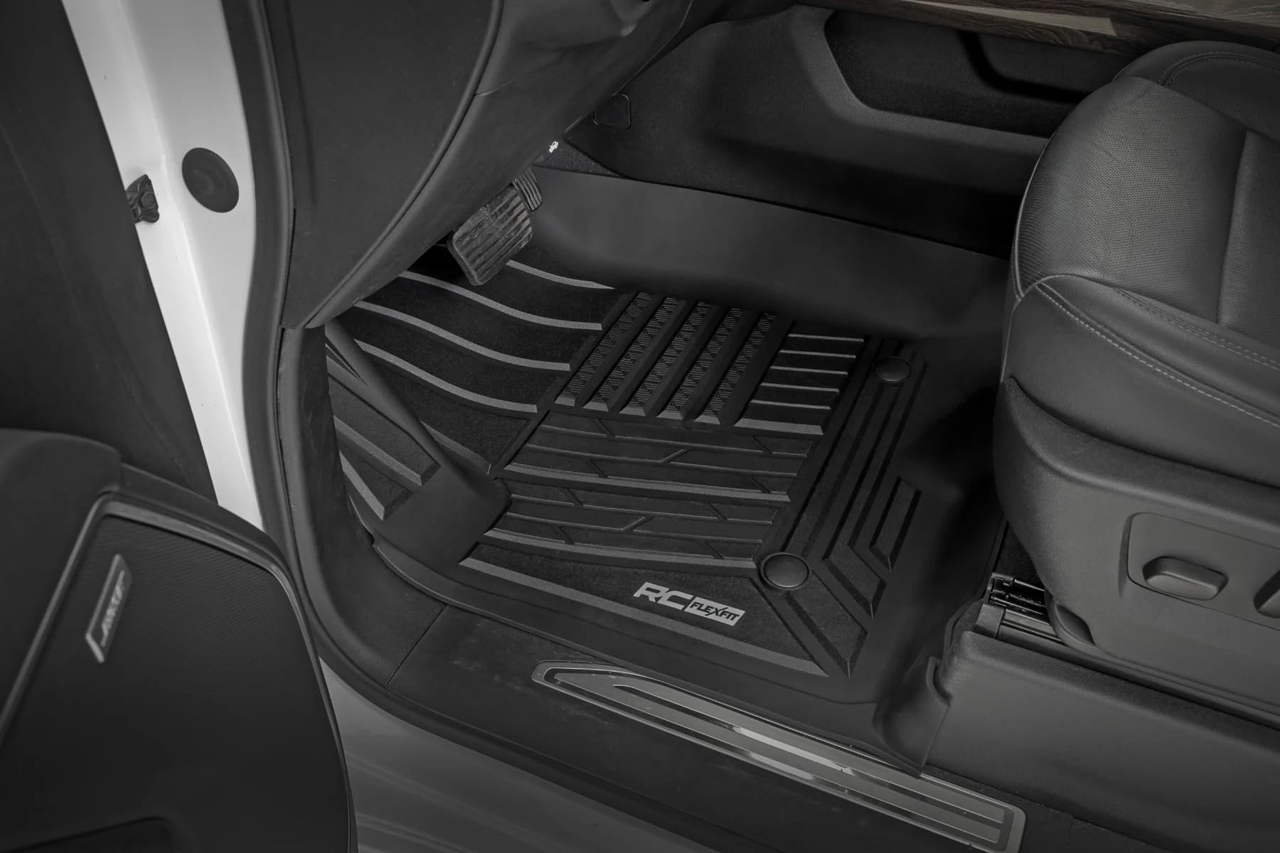Flex-Fit Rough Country Front Floor Mats for Chevy Silverado & GMC Sierra 1500/2500HD/3500HD (2019-2026) Crew Cab - Custom All-Weather Non-Slip TPE Liners w/Spill Saver Lip