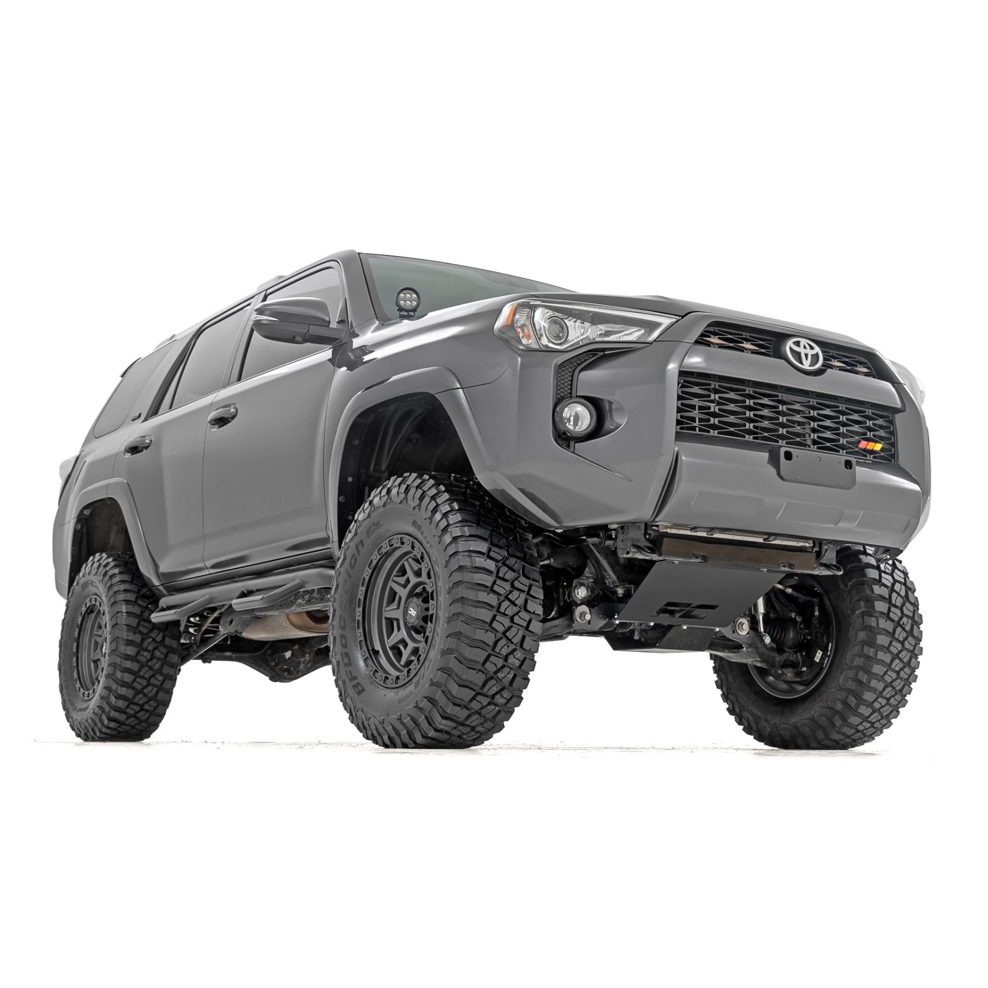 6" Rough Country Suspension Lift Kit w/M1 Struts & M1 Rear Shocks for Toyota 4Runner (2015-2020) - Performance M1 Struts with M1 Shock Absorbers