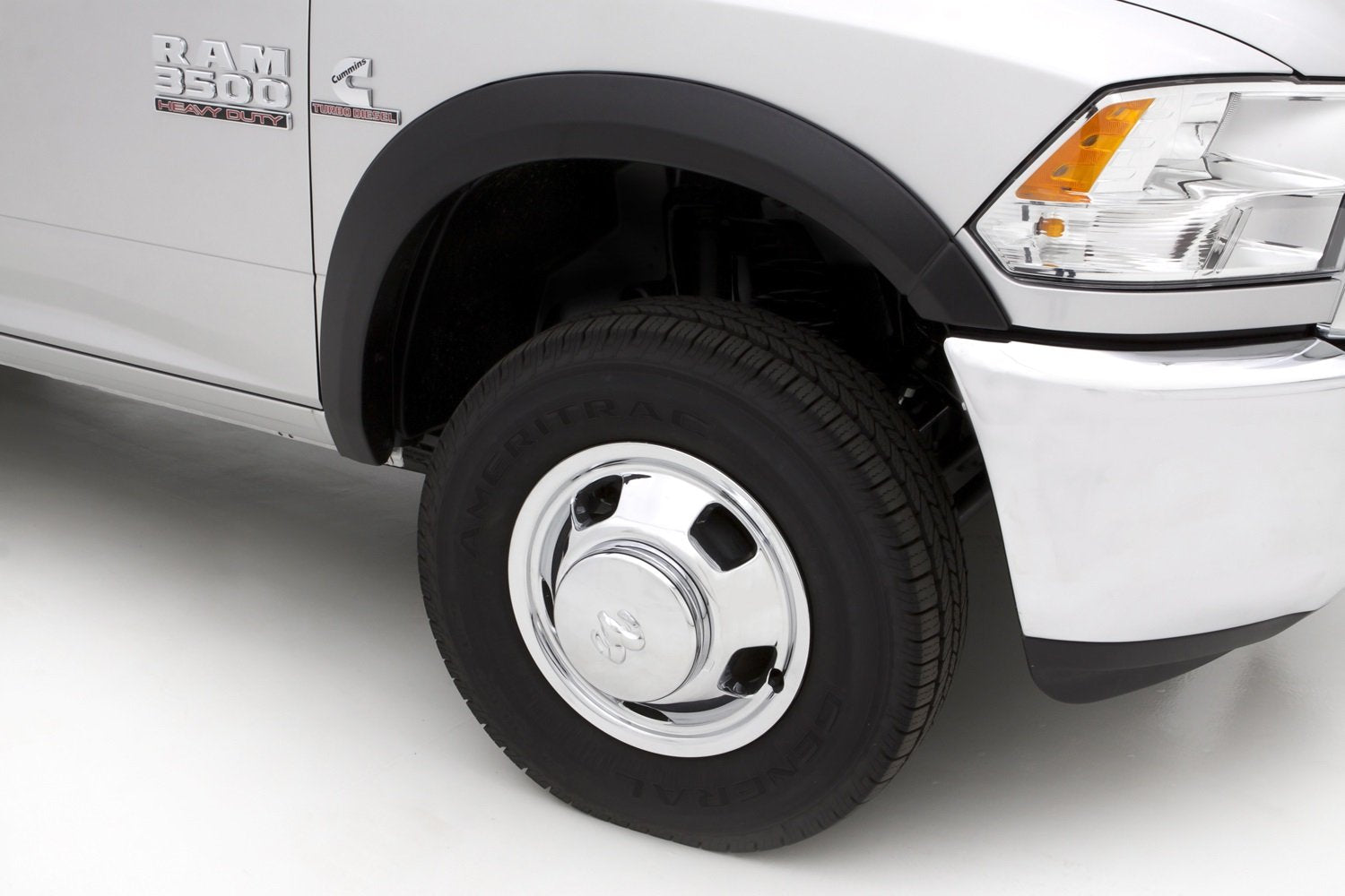 Lund SX205TA Elite Series RealTruck Black Sport Style Textured Front Fender Flare - 2 Piece