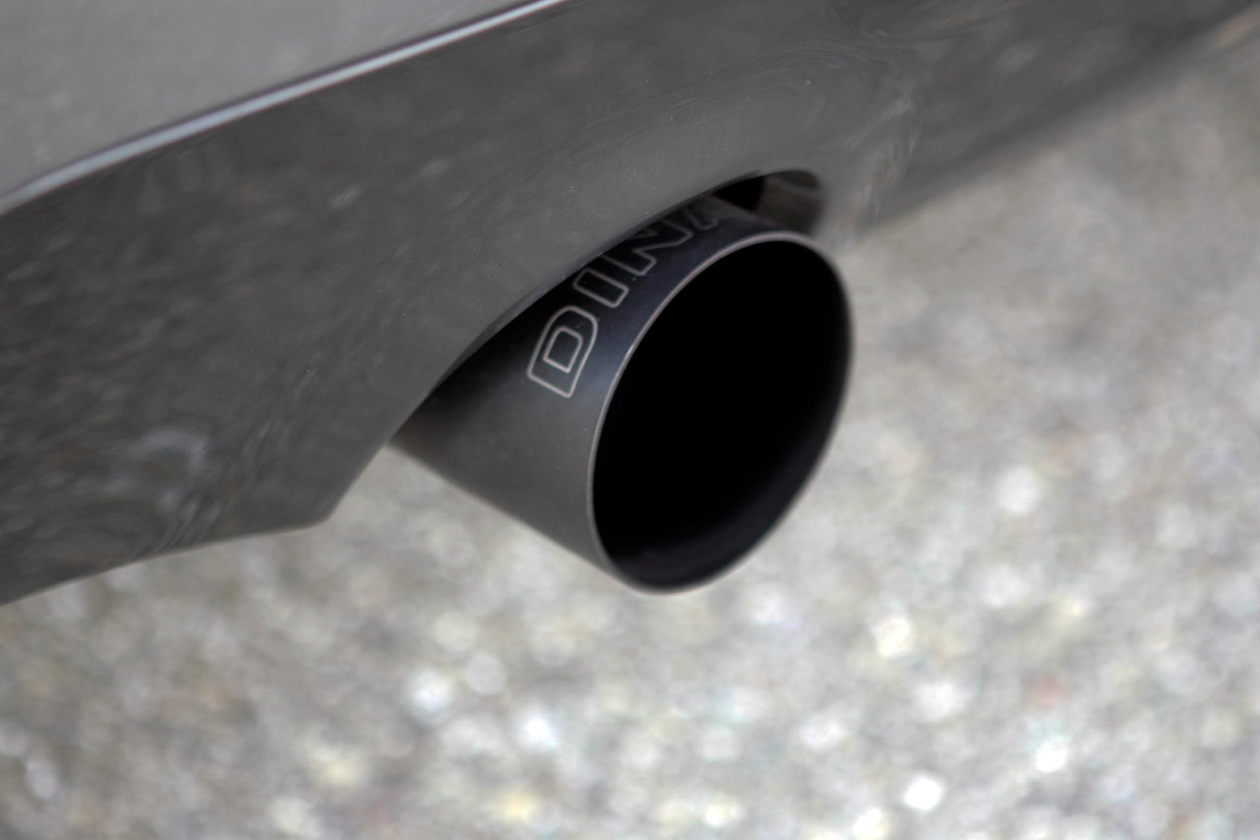 Dinan Free Flow D660-0011-BLK Axle-Back Exhaust - Compatible with 2007-2013 BMW 335i/335is/335xi