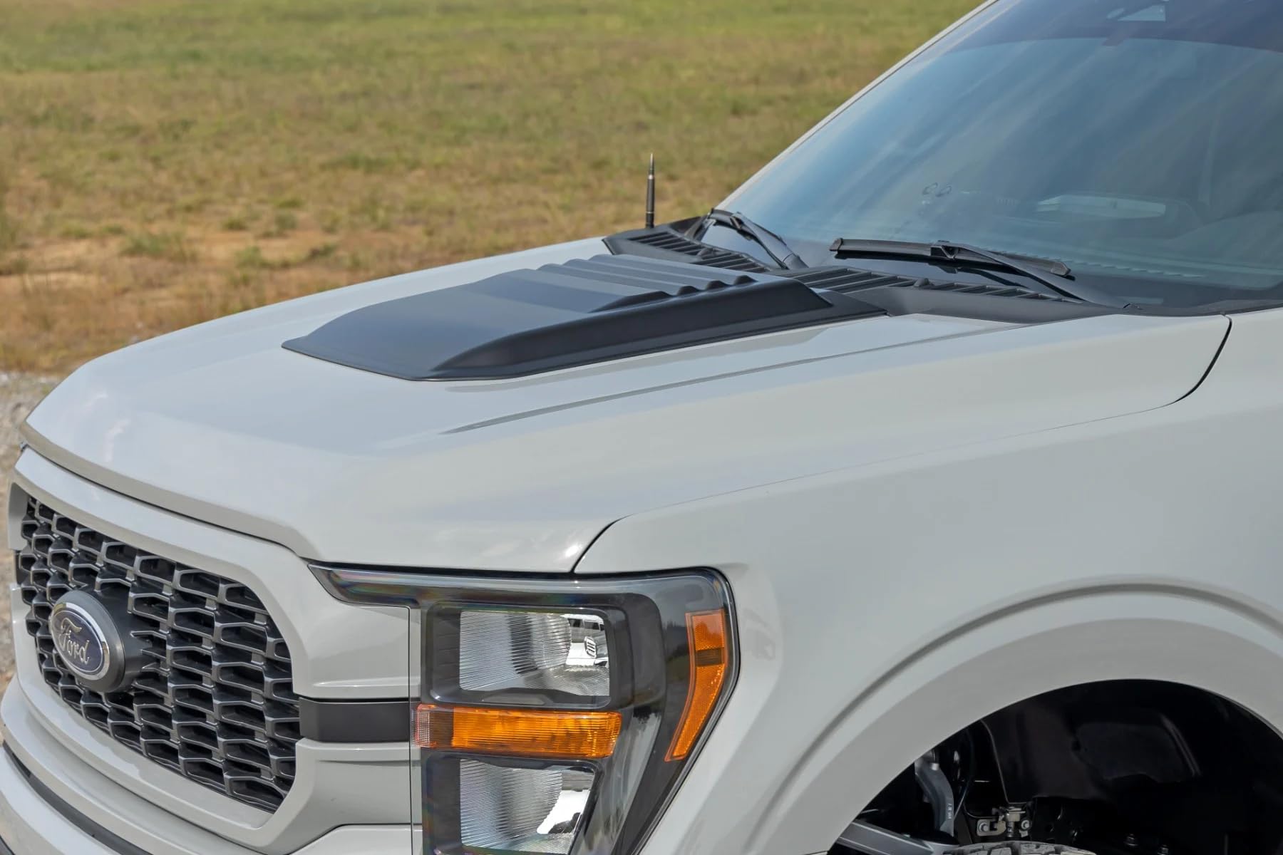 Hood Scoop Rough Country for 2021-2024 Ford F-150 2WD/4WD - HS30010