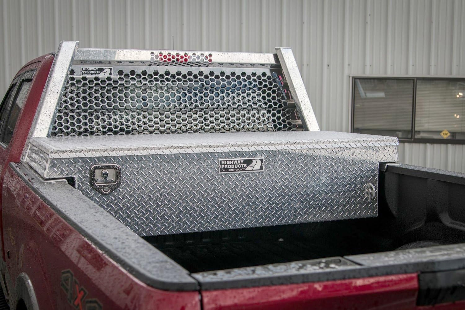 Single LID 70X16X20 Tool Box with Smooth Aluminum Base/Diamond Plate L
