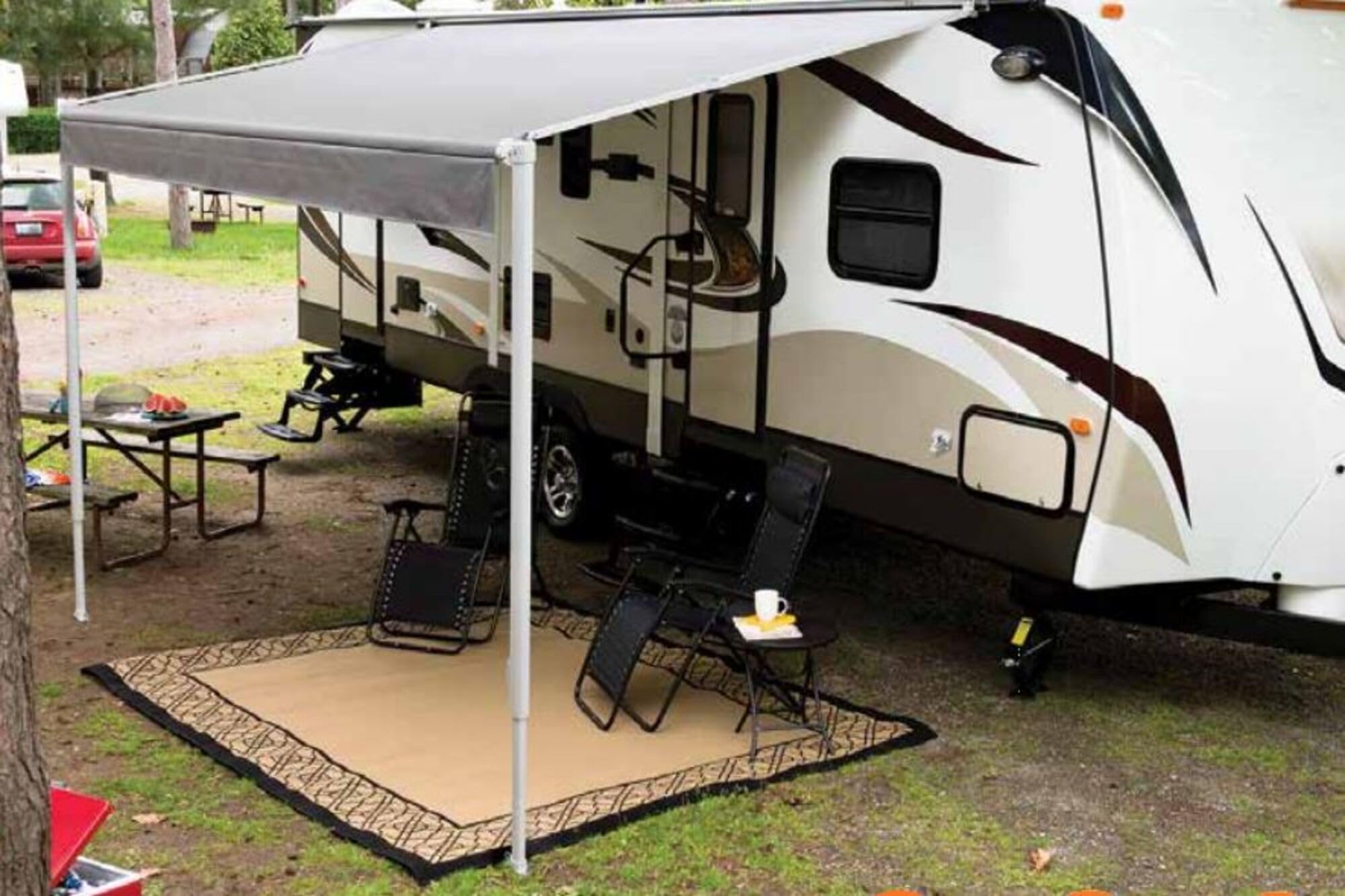 Awning LIPPERT COMP,SOLERA PWR 18V 69 AM KIT,WHT
