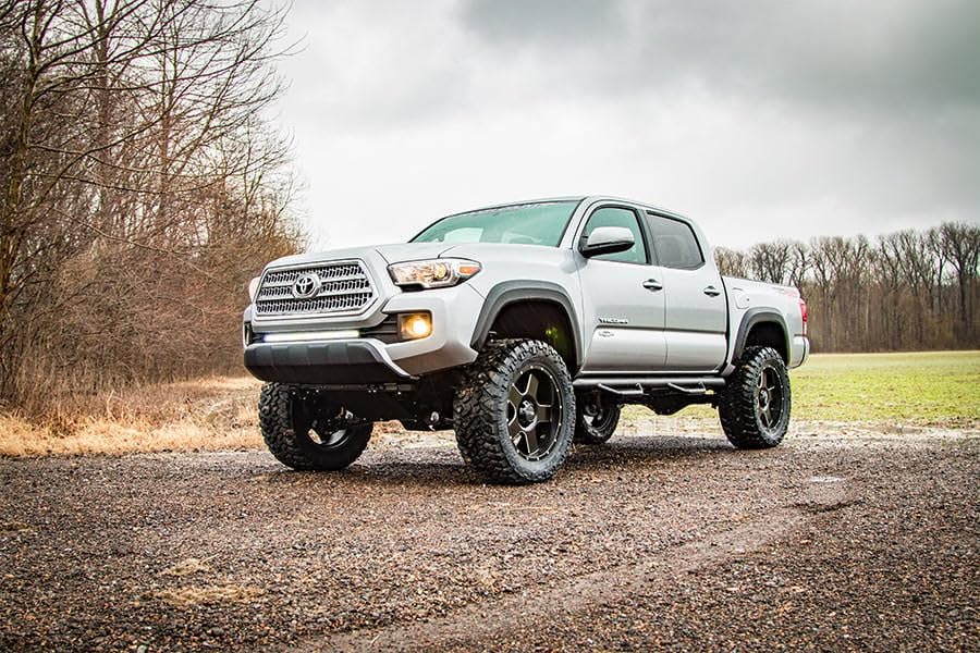 4" Rough Country Suspension Lift Kit for 2016-2023 Toyota Tacoma - 75720