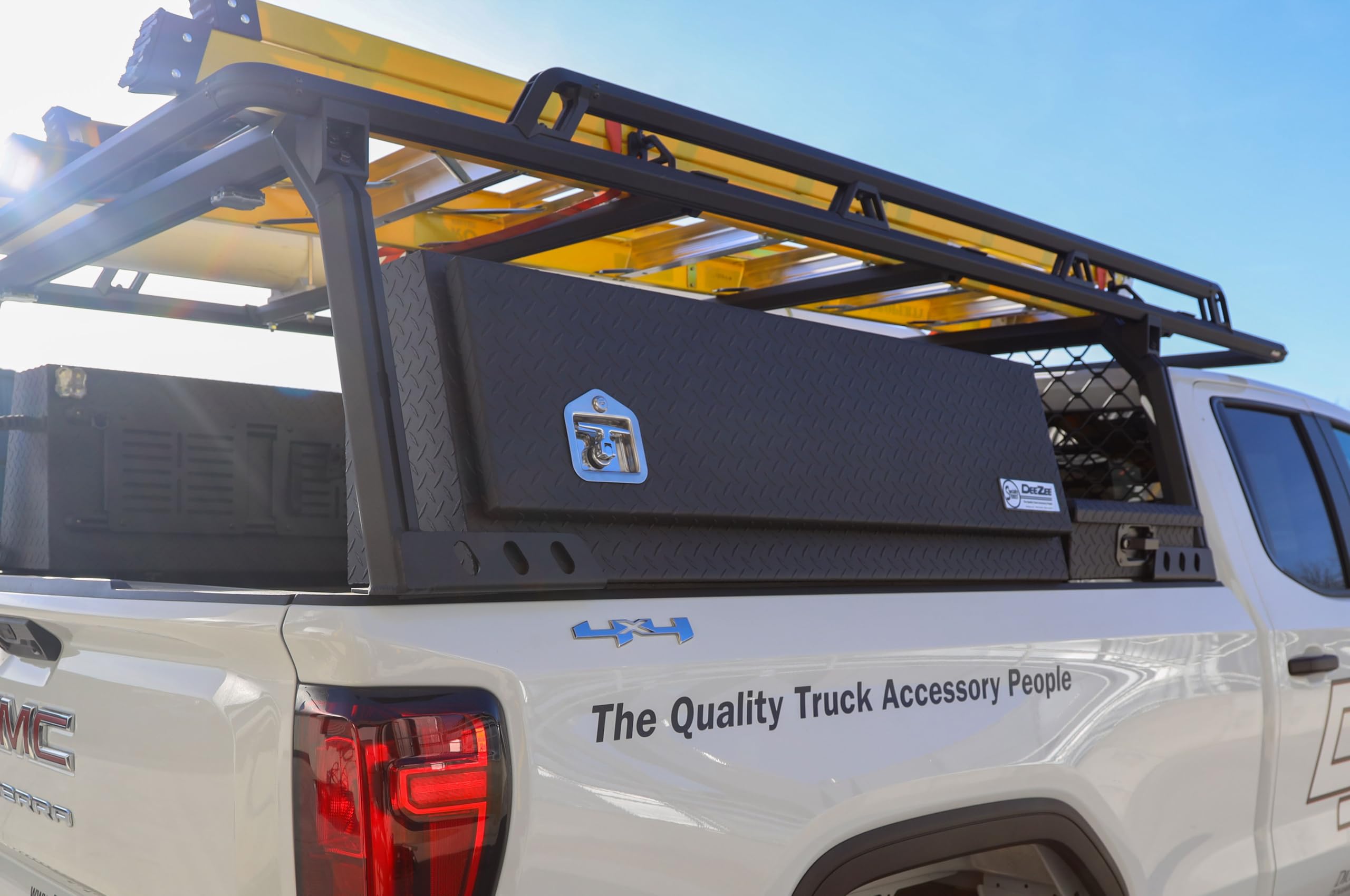 Topsider Dee Zee DZ 81TB Toolbox