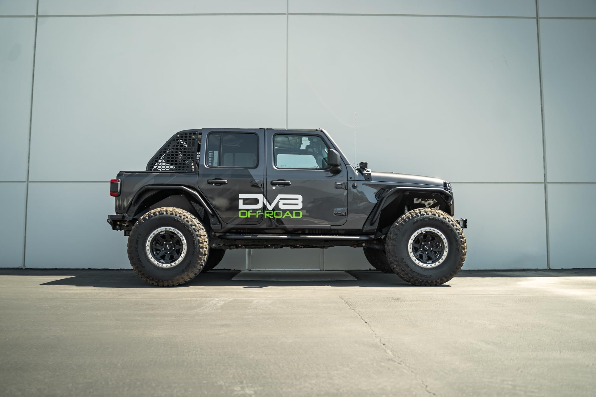 OE Plus DV8 Offroad 4-Door Side Steps for The 2018-2025 Jeep Wrangler JL | Anti-Slip Step Plates Provide Excellent Grip | Protects Against Light Debris | Mounts to Body/Pinch Weld