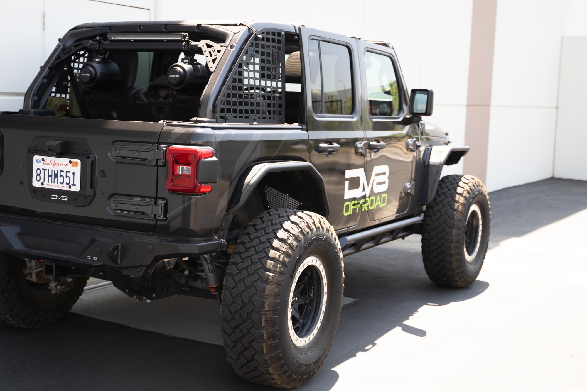 FS-15 Series DV8 Offroad Rock Sliders for The 2018-2025 Jeep Wrangler JL 4-Door | Protects Side Body Panels on Rough Terrain | High Clearance Design | Utilizes Factory Hardware