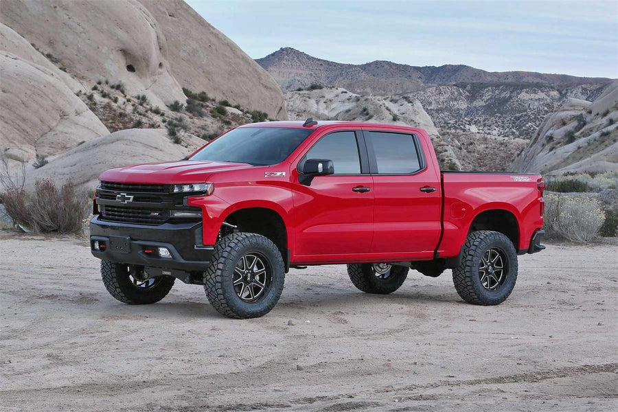Fabtech Performance K1140DL Lift System w/Shocks 4 in. Lift w/Front Dirt Logic 2.5 Coilover Rear Dirt Logic 2.25 Shocks Lift System w/Shocks