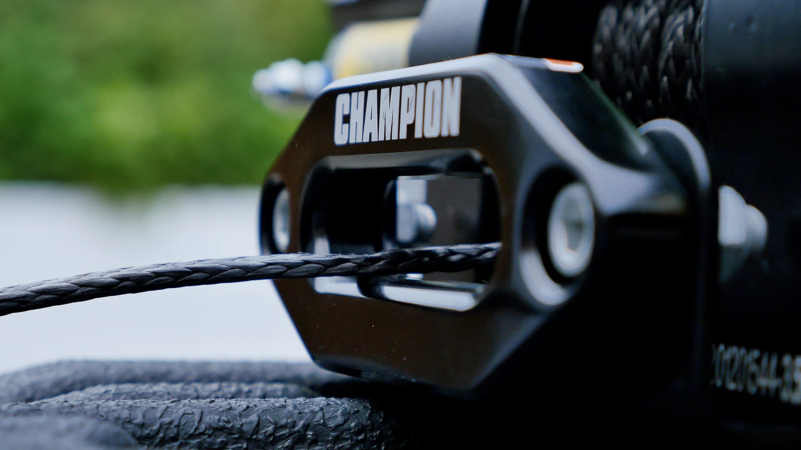 100374 Champion Power Equipment Aluminum Hawse Fairlead for 5500 lb. or Less ATV/UTV Winches for Synthetic Rope