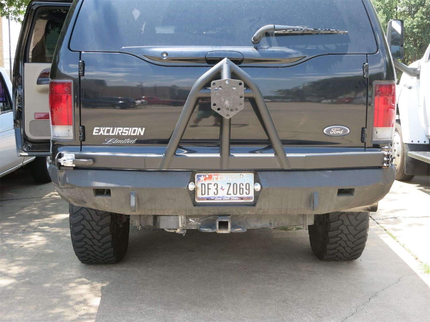 61208B Road Armor Tire Carrier