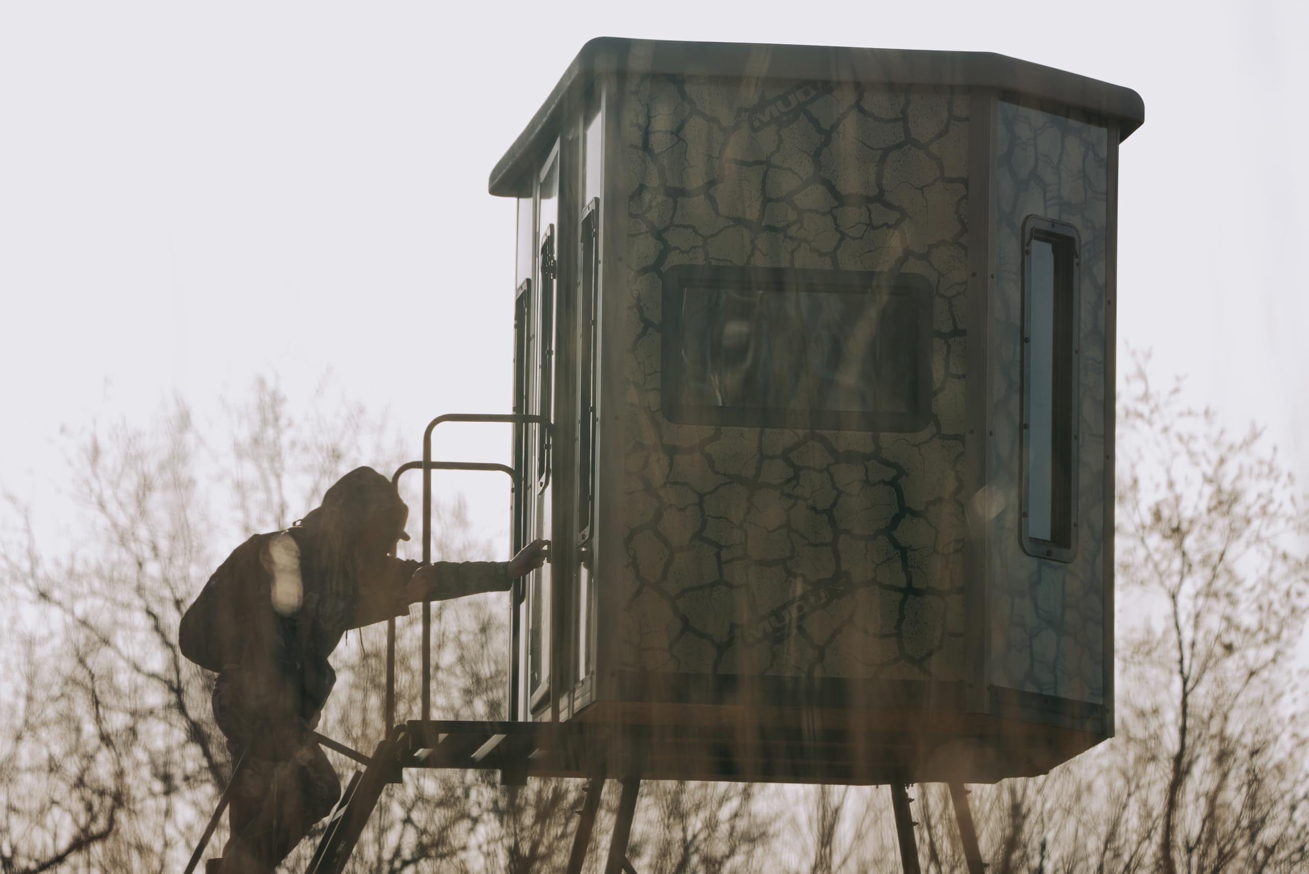 Penthouse Muddy Box Blind w/Tower Base, Steel Wall Construction, Cracked Mud Camo