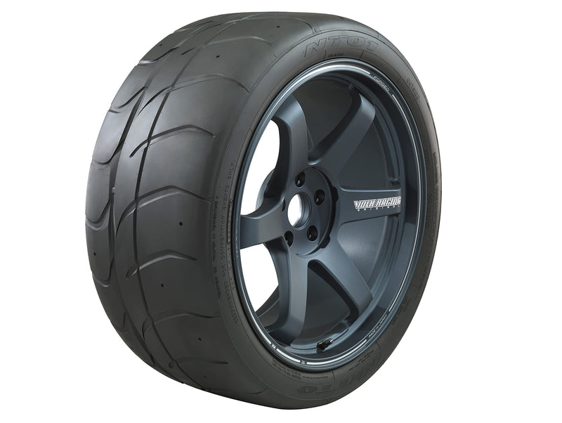 Nitto High Performance NT01 Tire - 205/50R15 86Z