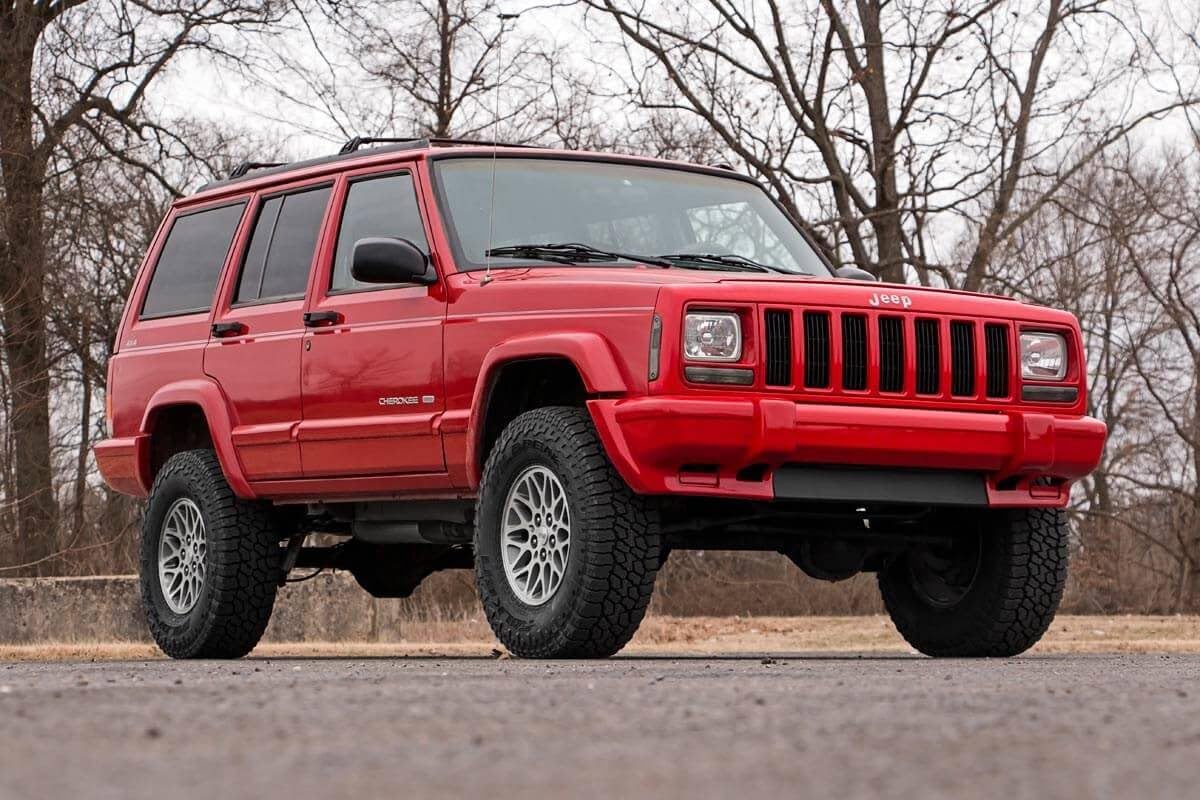 3" Lift Kit Rough Country for 1984-2001 Jeep Cherokee XJ 2WD/4WD - 670XN2
