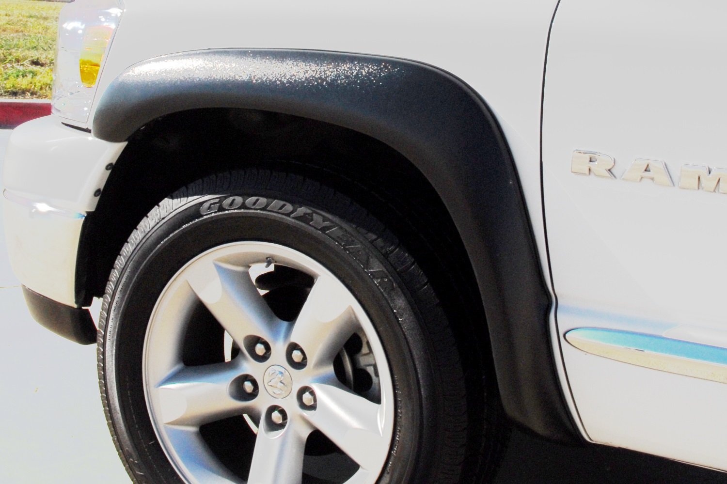 Lund Elite Series EX203TA Black Extra Wide Style Textured Front Fender Flare - 2 Piece