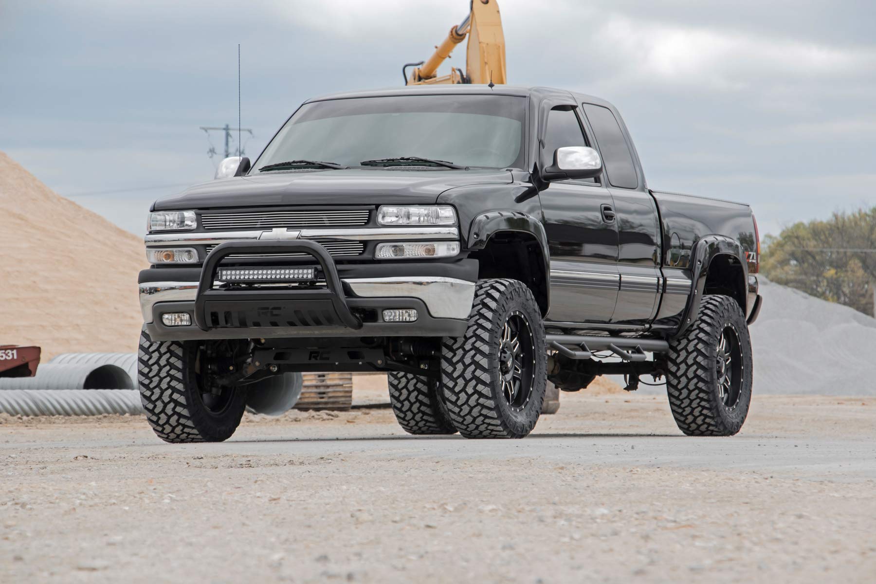 6" Rough Country Lift Kit for 2001-2006 Chevy/GMC 1500HD | 99-04 2500-25930A