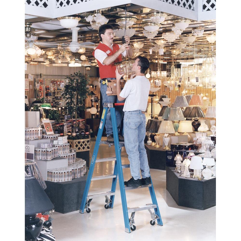 Twin Werner Platform Ladder, Fiberglass (PT6004-4C)