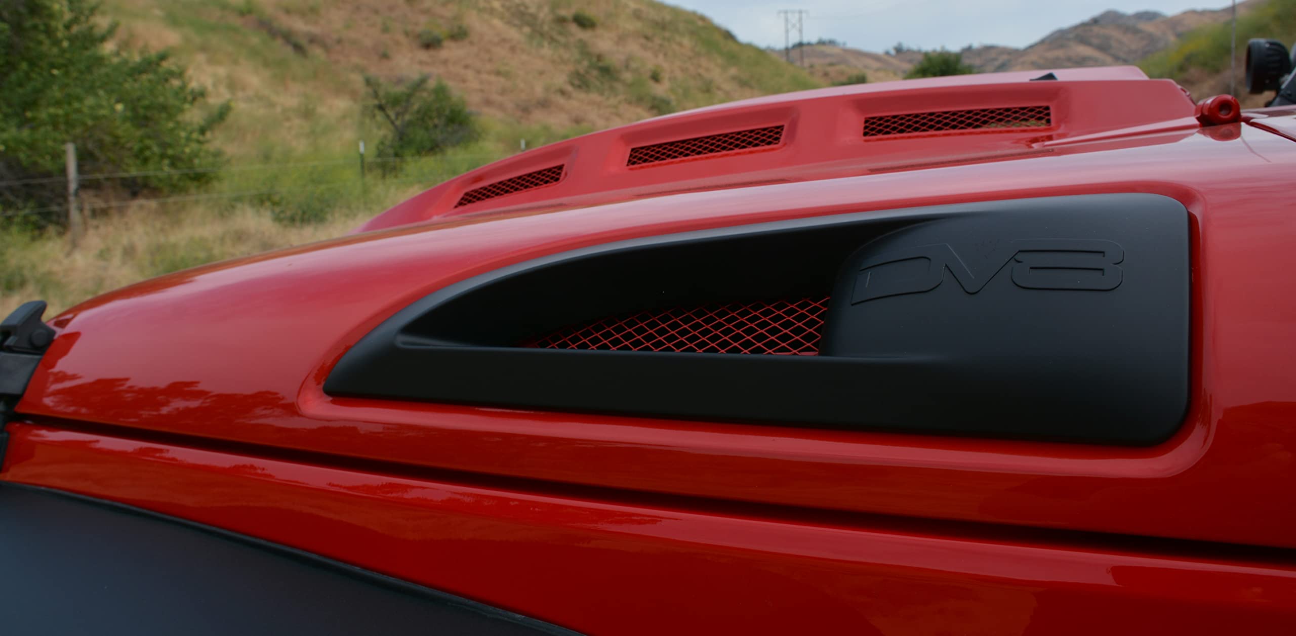 DV8 Offroad Heat Dispersion Hood fits Jeep Wrangler JK 2007-2018 | Raised and Vented Center Cowl | Dual-vented for Maximum Air Flow | Under-hood Insulation Included