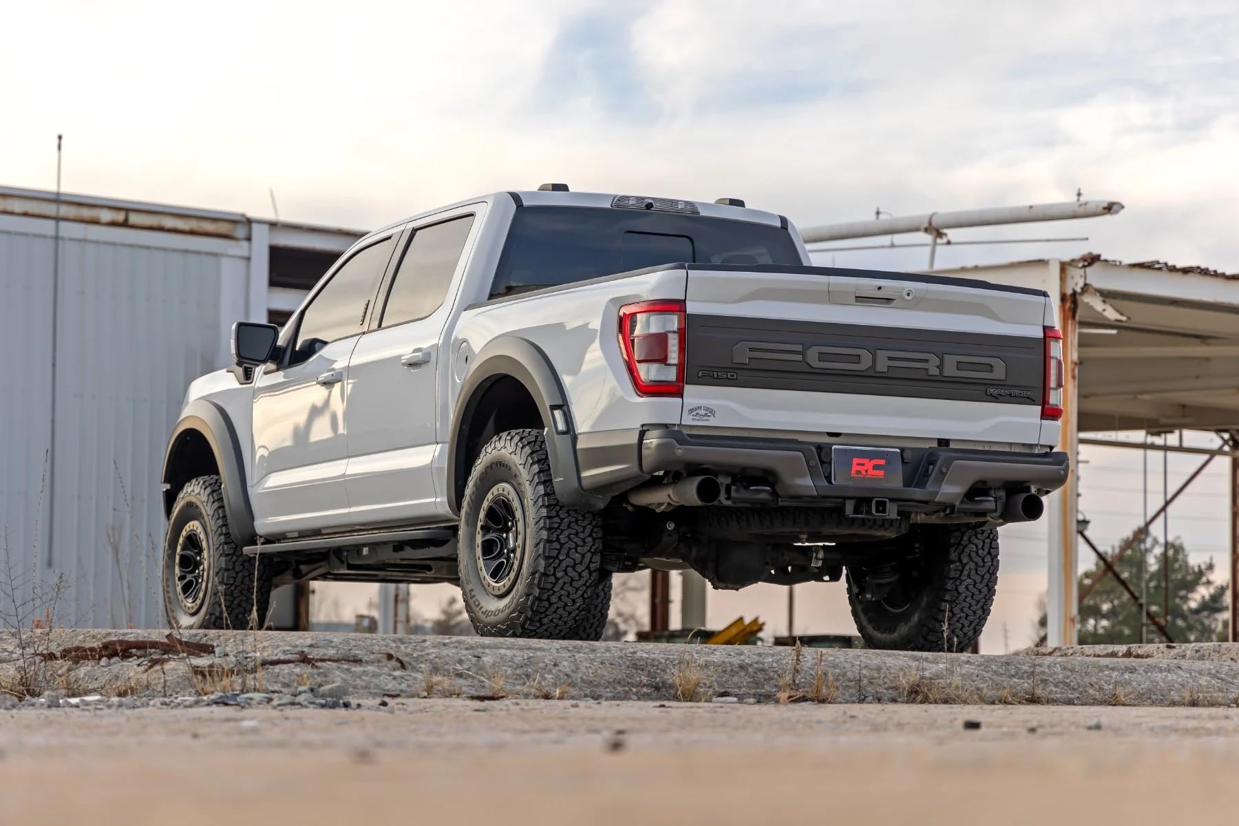Rough Country 2.5" Lift Kit for 4WD 2021-2024 Ford Raptor - 51142