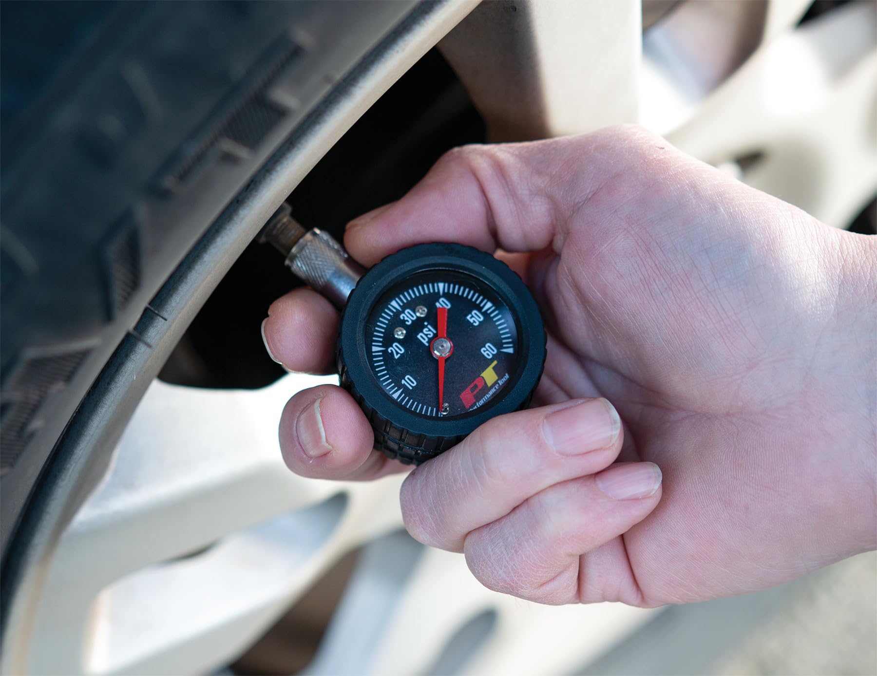 Tire Pressure Gauge Performance Tool W1915 - 1 to 60 PSI Range, Easy-to-Read Gauge with Black Face, Measures in One Pound Increments