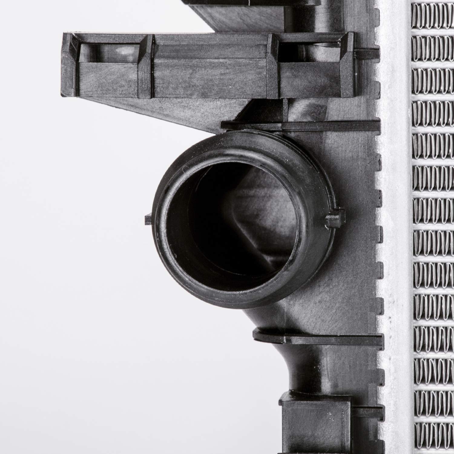 Volvo TYC 13315 Replacement Radiator