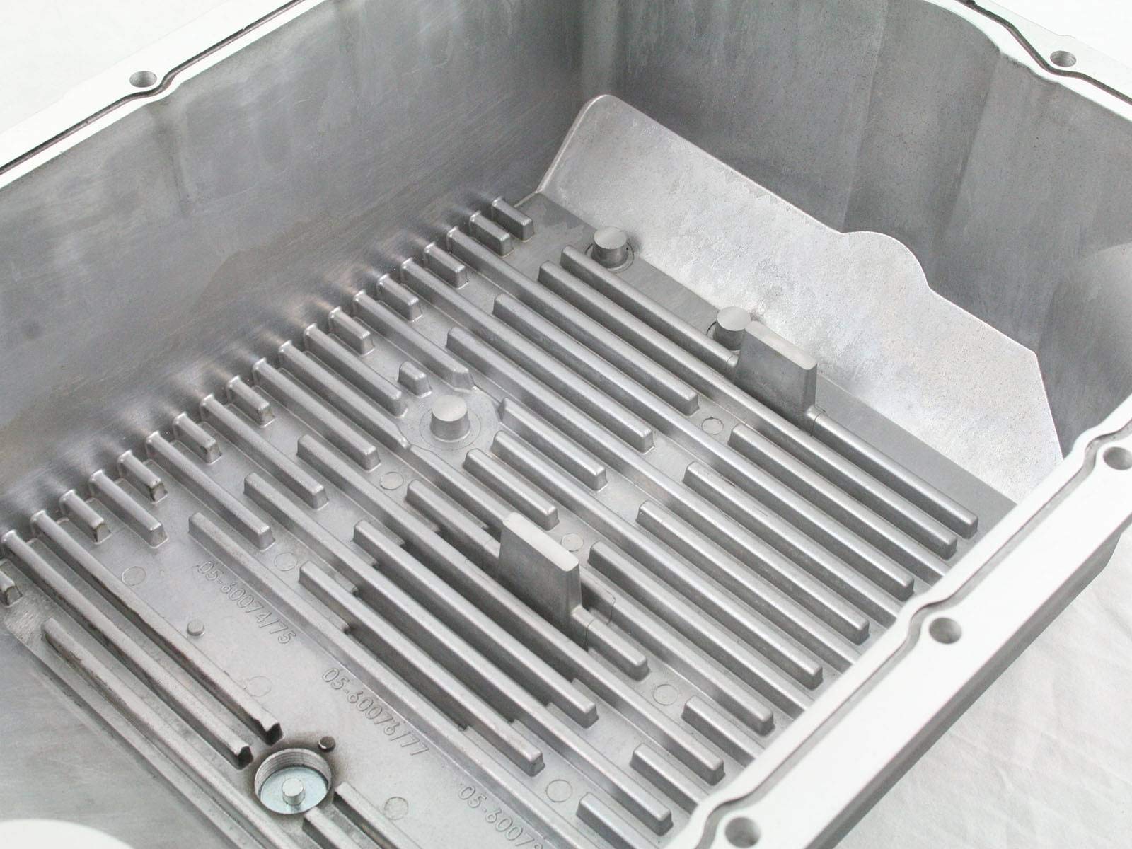 aFe 46-70122-1 Advance Flow Engineering Cov Trans Pan, Ford Dsl Trks 94-10 V8-7.3/6.0/6.4l Blk Machd Fins
